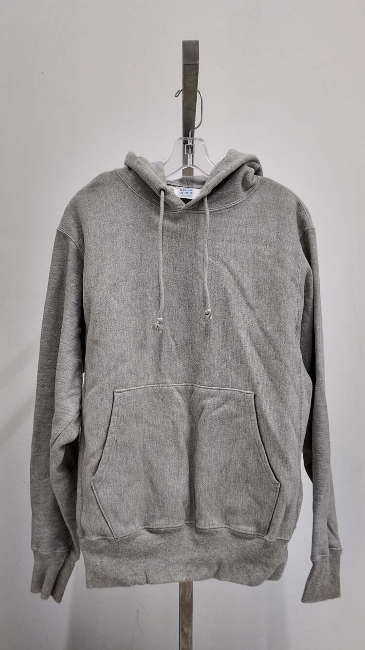 Champion Reverse Weave Heavyweight Hoodie – Heather Grey (Medium)